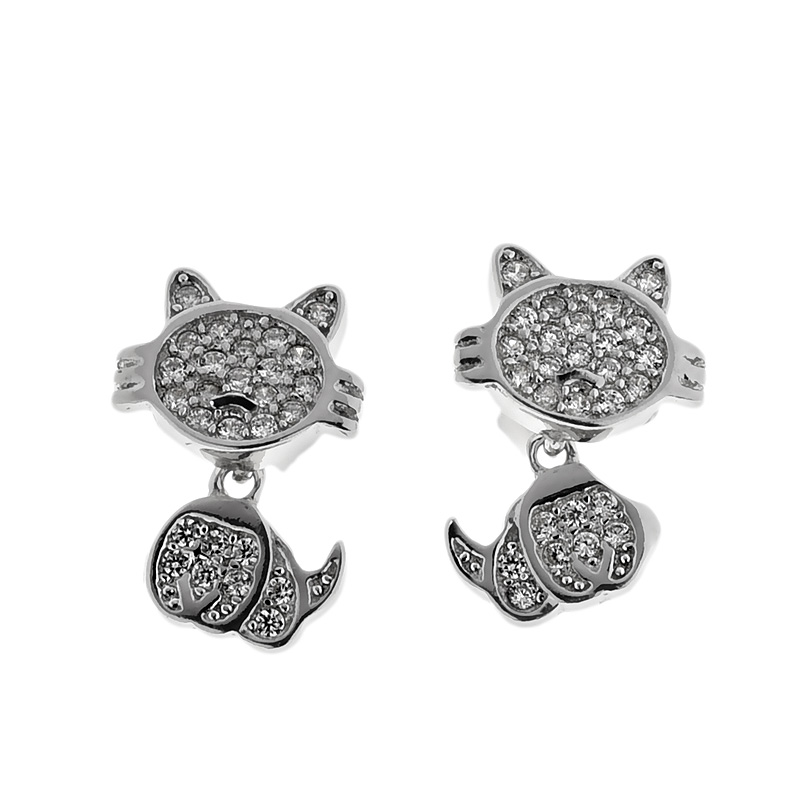 Cica ezüst fülbevaló