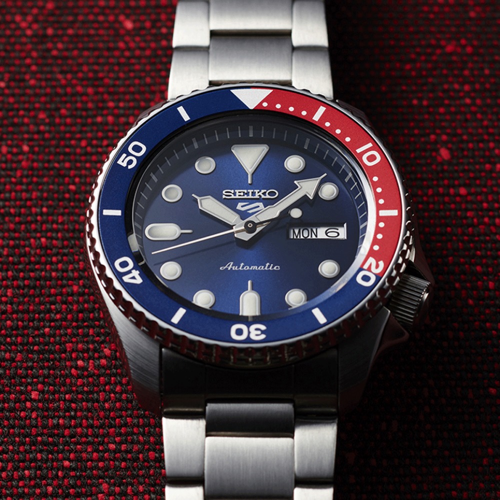 SEIKO 5 Sports SKX Pepsi SRPD53K1 karóra - Image 2